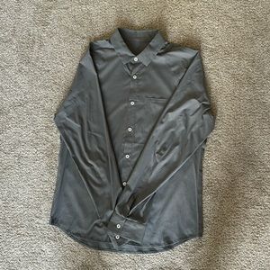 Lululemon men’s medium button down shirt